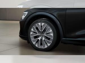 Audi Q8 e-tron 55 qu MATRIX PANO 360° ACC advanced