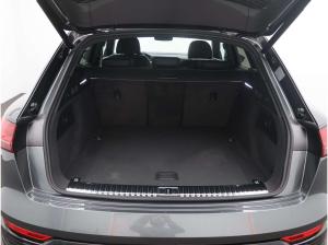 Audi Q8 e-tron S-Line 55 quattro /Pano,Matrix,AHK,Air