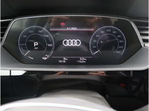 Audi Q8 e-tron S-Line 55 quattro /Pano,Matrix,AHK,Air