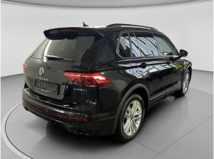 Volkswagen Tiguan ParkASSIST*NAVI*LEDER*BUSINESSPAKET*HAUSTÜRLIEFERUNG*SOFORT VERFÜGBAR