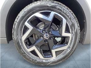 Volkswagen T-Cross R-Line 1.0 TSI *NAVI*AHK*GANZJAHRESREIFEN