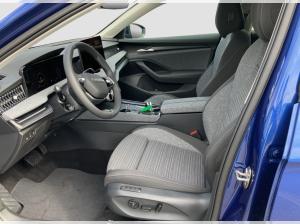 Skoda Superb Combi Selection 2,0 TDI 150 PS DSG // Sofort verfügbar!!