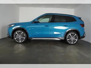 BMW X1 xDrive 23d xLine AHK,PGSD,360GRAD KAMERA,ACC,H/K SOUND,NAVI,LED-SW,el. SITZE,MASSAGESITZ