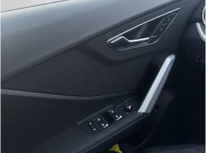 Audi Q2 advanced 35 TFSI S tronic Matrix LED * Optik Schwarz-Plus * AHK