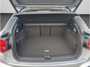 Audi Q2 advanced 35 TFSI S tronic Matrix LED * Optik Schwarz-Plus * AHK