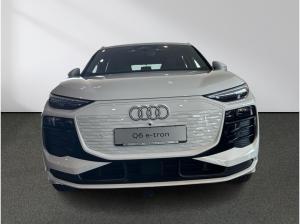 Audi Q6 e-tron performance Tech pro Paket Navi Matrix