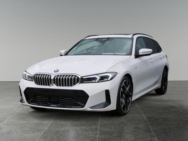 BMW 330 e Touring M-Sportpaket / el. Panodach