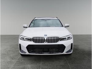 BMW 330 e Touring M-Sportpaket / el. Panodach