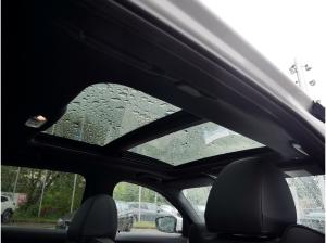 BMW 330 e Touring M-Sportpaket / el. Panodach