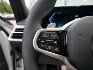 BMW 330 e Touring M-Sportpaket / el. Panodach