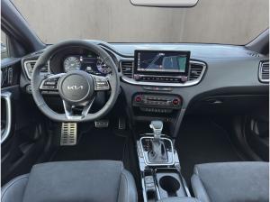 Kia Ceed 1.5 T-GDI DCT GT-line Leder-Paket, Technologie-Paket, Performance-Paket, Kia Logo Türprojektoren, Kofferraum-Heckprojektoren