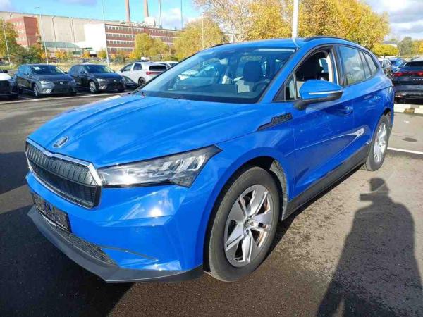 Skoda ENYAQ iV 50 109kW - Loft Navi Kamera LED DAB Einparkhilfe MFL LM Keyless