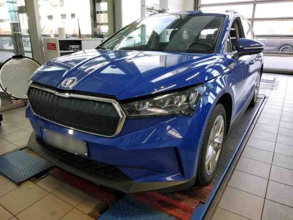 Skoda ENYAQ iV 50 109kW - Loft Navi Kamera LED DAB Einparkhilfe MFL LM Keyless