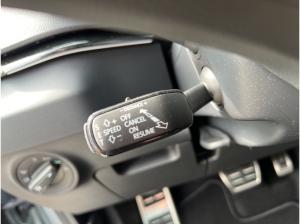 Skoda Karoq 1.5 TSI DSG Sportline DCC ACC AHK AUT Kam.