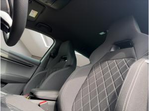 Skoda Karoq 1.5 TSI DSG Sportline DCC ACC AHK AUT Kam.