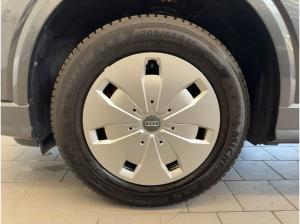 Audi Q2 S line 35 TFSI Matrix AHK