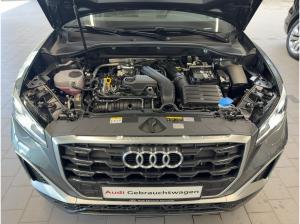 Audi Q2 S line 35 TFSI Matrix AHK