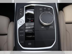BMW M340 d xDrive Touring M-Sport Pro Head-Up/HK/Pano./elektr.Sitze/360°/Lhz/Adapt.LED