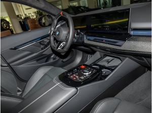 BMW M5 Limousine 0,5% Versteu. INIDIVIDUAL Ultimate Package AHK