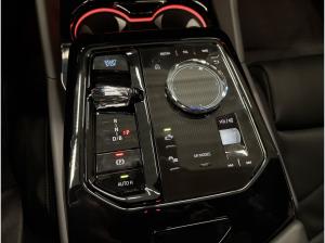 BMW i5 eDrive40 MSportPro Pano DAProf PA+ AHK B/W