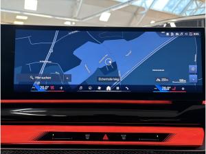 BMW i5 eDrive40 MSportPro Pano DAProf PA+ AHK B/W