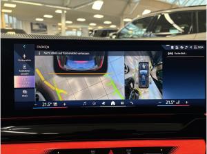 BMW i5 eDrive40 MSportPro Pano DAProf PA+ AHK B/W