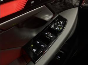 BMW i5 eDrive40 MSportPro Pano DAProf PA+ AHK B/W