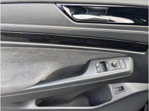 Volkswagen ID.7 Pro 82 kWh PANO AHK RFK NAVI MATRIX