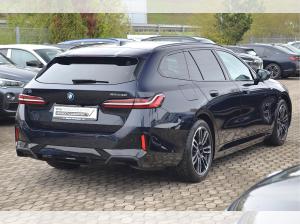 BMW i5 Touring, M Sport, Iconic,  Adaptives Fahrwerk Prof, Bow/Wilk, AHK, Autobahnassist uvw.