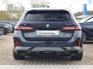BMW i5 Touring, M Sport, Iconic,  Adaptives Fahrwerk Prof, Bow/Wilk, AHK, Autobahnassist uvw.