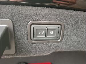 Audi A8 50 TDI quattro Matrix 360 4xSHZ ACC Pano