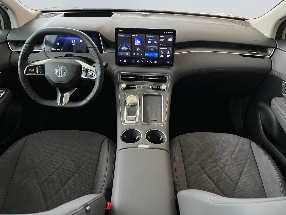 MG S6 EV