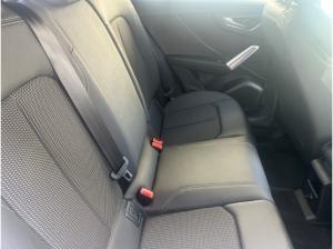 Audi Q2 S line TFSI (150 PS) tronic MMI 19'' Matrix AHK