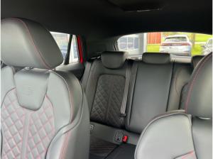 Audi Q2 S line TFSI (150 PS) tronic 19'' Matrix AHK APS-Plus