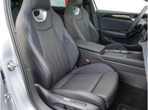 Volkswagen Passat R-Line 1.5 eHybrid DSG AHK Pano Matrix Navi Kamera