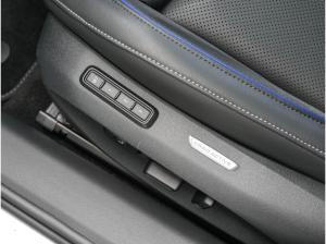 Volkswagen Passat R-Line 1.5 eHybrid DSG AHK Pano Matrix Navi Kamera