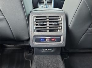 Volkswagen Golf VIII 1.5 TSI Goal ACC AHK Akustikglas
