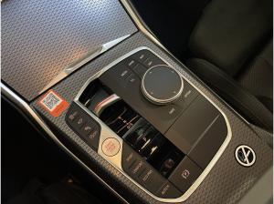 BMW 320 i xDrive Limousine M Sport AHK Kamera HiFi