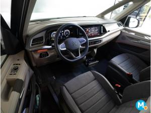 Volkswagen T7 Multivan Edition lÜ PHEV Tisch HUD Vis-aVis 1