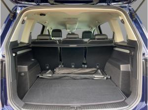 Volkswagen Touran 1.5 TSI DSG R-Line Navi LED ACC PDC AHZV