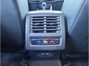 Volkswagen Golf VIII 1.5 TSI Goal ACC AHK Akustikglas
