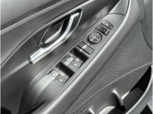 Hyundai i30 1.0 T-GDI RFK / NAVI / KLIMA / TEMP