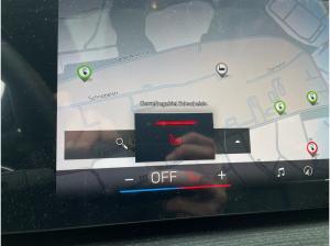 BMW 330 e xDrive M Sport | AHK Pano HUD H&K el.Sitze
