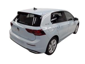 Volkswagen Golf VIII Lim.  GOAL 1.5 TSI eHybrid 150kW DSG - LED SHZ MFL LM PDC MFL Digital Cockpit CarPlay DAB+