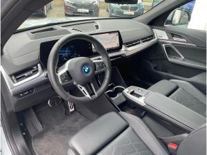 BMW iX2 xDrive30 M Sport || 360 Pano Massage AHK H&K