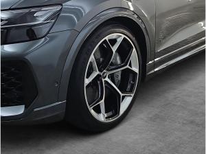 Audi RS Q8 Performance
