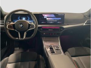 BMW 330 i xDrive Touring M Sport AHK