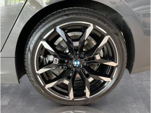 BMW 330 i xDrive Touring M Sport AHK