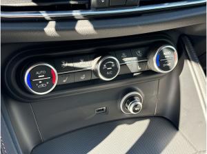 Alfa Romeo Stelvio Intensa 2.2 16V AT-8 Q4 +AHK +Panorama