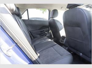 Volkswagen T-Roc Style 1.5 l eTSI AHK/IQ.Drive/Navi